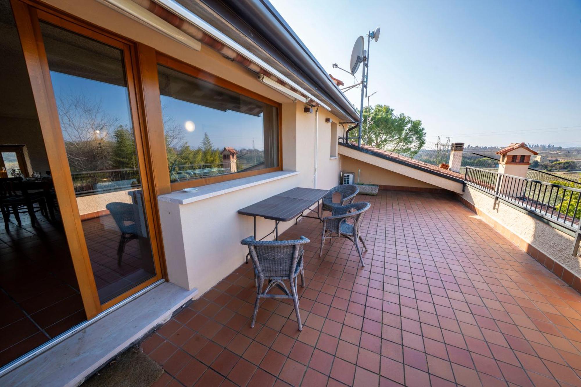 Casa Ghirlanda Con Piscina E Campo Da Tennis Lazise Exterior foto