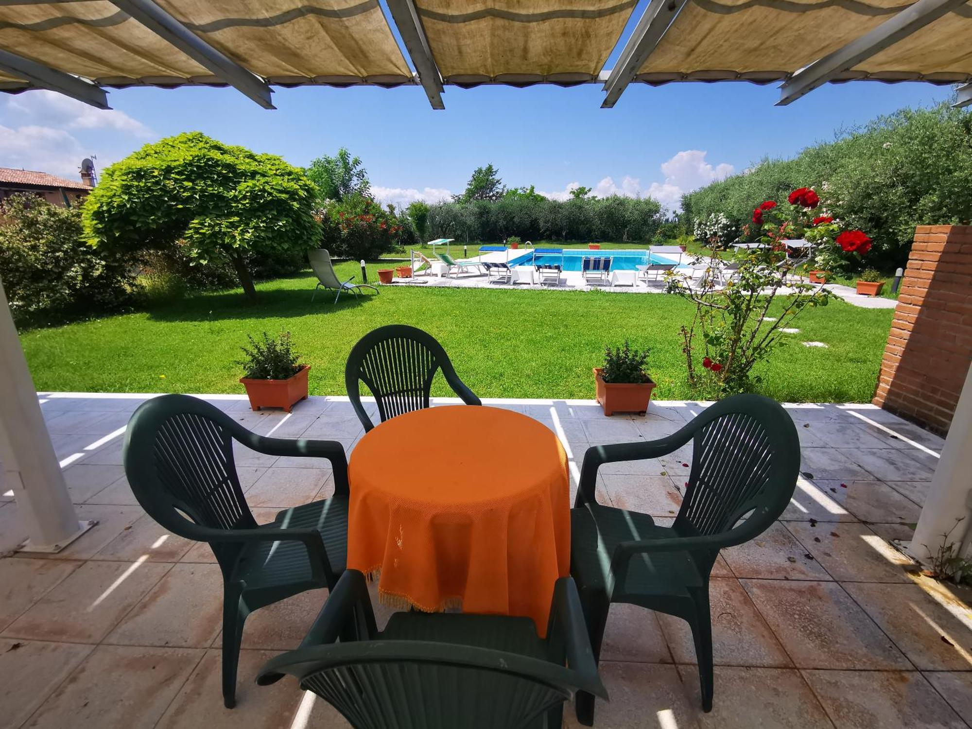 Casa Ghirlanda Con Piscina E Campo Da Tennis Lazise Exterior foto